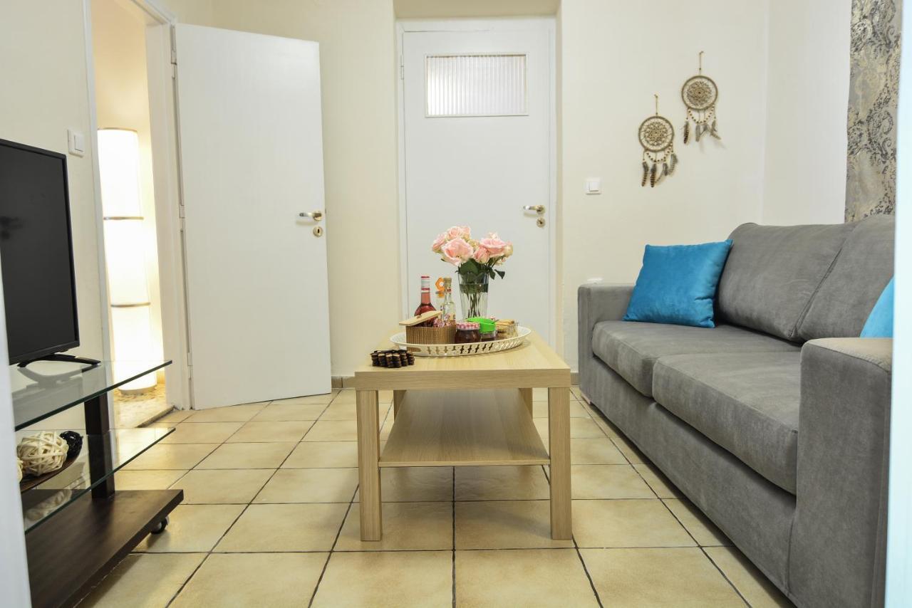 Olea Apartments Xylókastro Eksteriør bilde